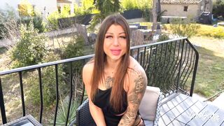 Amanda has a new sexual passion: anal